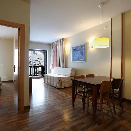 Apartahotel Guitart La Molina Aparthotel&spa 4*
